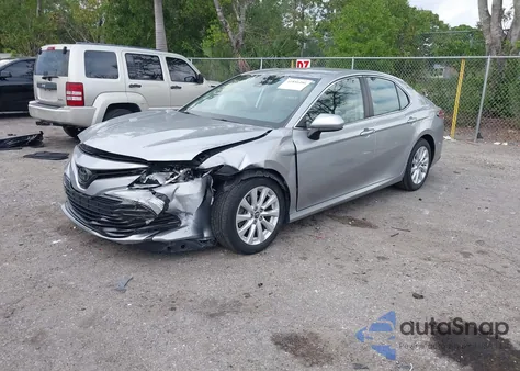 2019 Toyota Camry Le from USA, damaged, VIN 4T1B11HK6KU181324